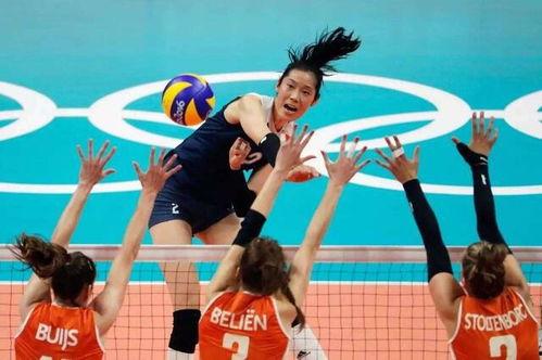 中国女排朱婷生活照,排球赛场上的璀璨明星，生活中的阳光女孩